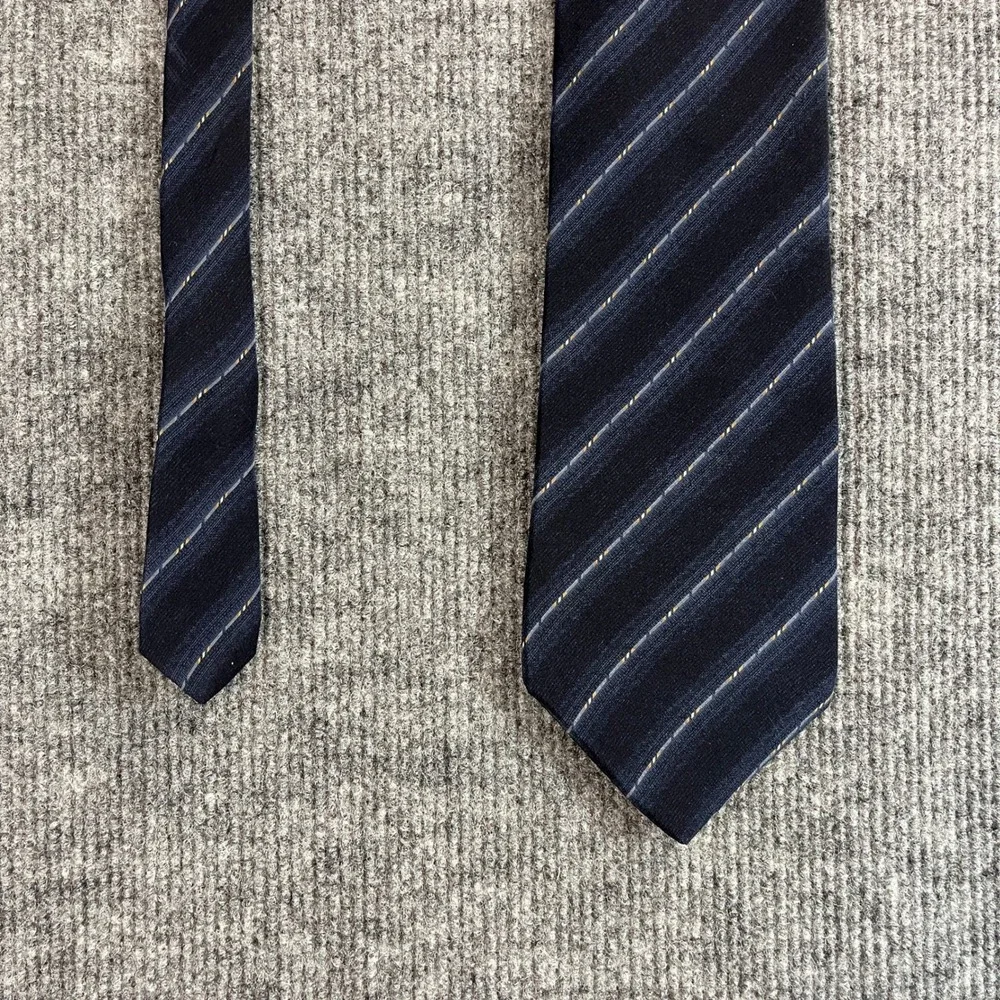 Bill Blass Mens Navy Blue Black Striped Silk Necktie Classic Formal Tie